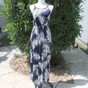 CHERRY ON TOP MAXI WOMAN DRESS SIZE SMALL NAVY BLUE WHITE PALM PRINT SLEEVELESS